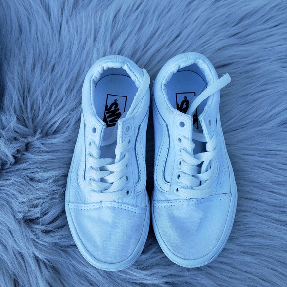 Vans Other - Unisex Kids White Canvas Vans Off The Wall Lace Up Shoes Size 12 Fit Like 10
